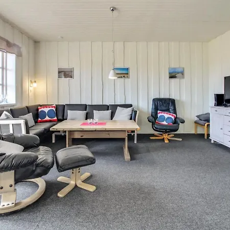 Apartment Alfkil - 2-3km From The Sea In Western Jutland By Interhome *